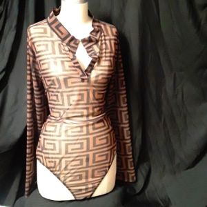 sheer longsleeve bodysuit with v-neck collar